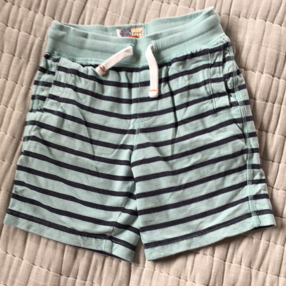 Mint green and navy striped sweatshirts.